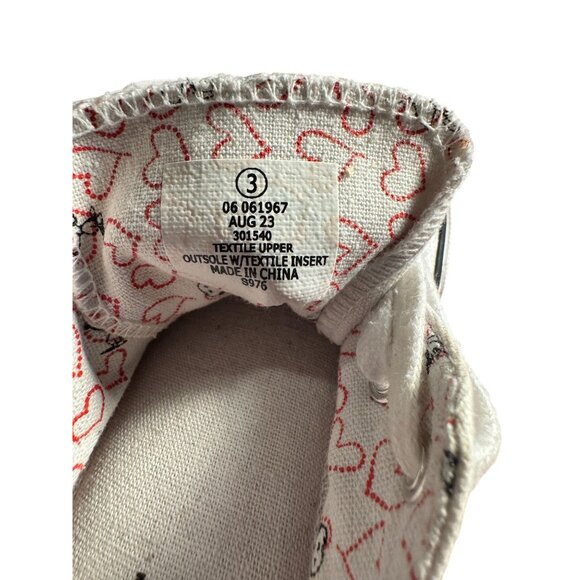 Snoopy Canvas Sneakers With Red Hearts Print Womens Size 3 - Picture 5 of 10